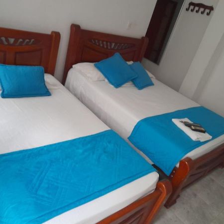 Hotel Isla Capri มอมโปส ภายนอก รูปภาพ